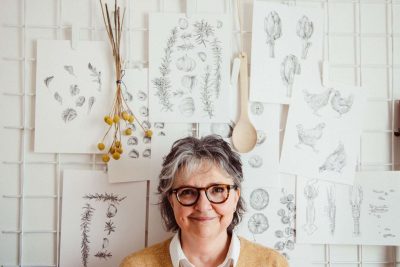 Ho avuto il piacere di intervistare Cristina Cati, creativa, illustratrice e fondatrice di Modoro, impossibile non innamorarsi dei suoi complementi d'arredo per la cucina e gli accessori per "gli amanti del buon cibo" come ama definire lei.