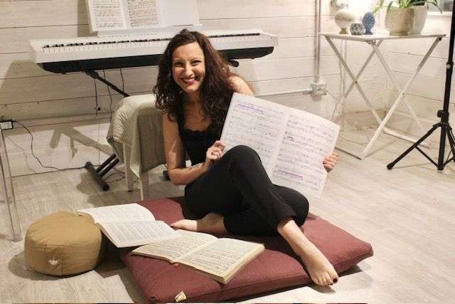 favorire il benessere, spesso sottovalutiamo il potere della voce come strumento che armonizza le energie