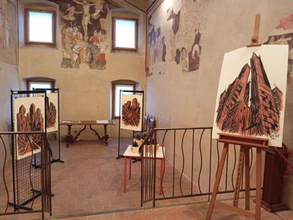 Giovedì 12 marzo alle 21 si terrà il finissage della mostra WARCITY di Filippo Basetti. Proiezione talk con l'artista tra i magnifici affreschi dell'ex-Oratorio della Vergine Assunta.